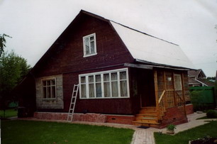 Загородный дом до благоустройства. Август 2004 года.